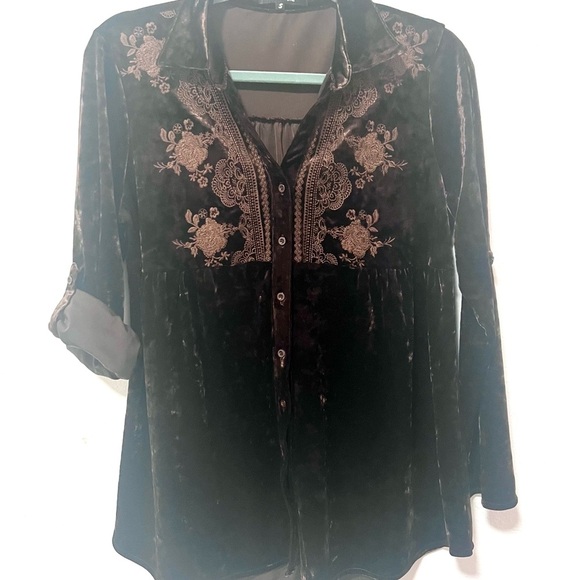 ANDREE BY UNIT Blouse Elegant roll up sleeves Velvet Embroidered small - Picture 1 of 9